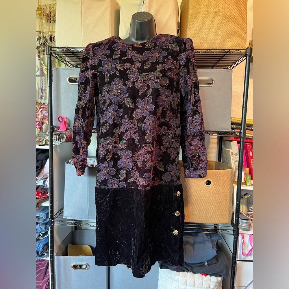 Vintage Black Floral Velvet Dress